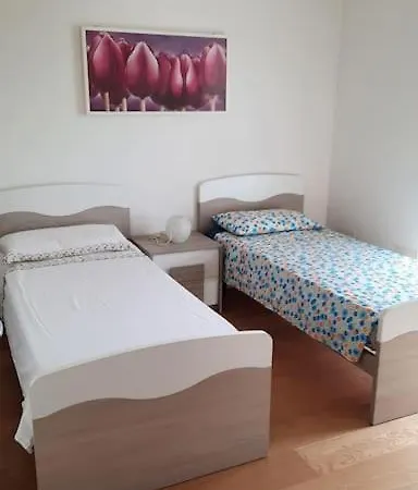Casa Anna Nel Con 3 *